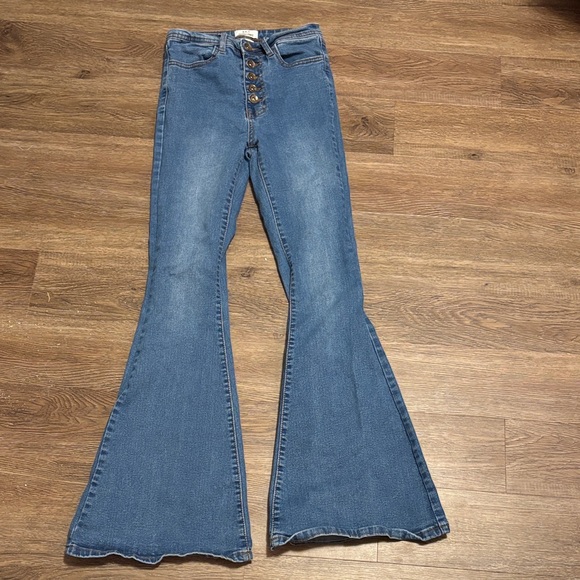 women’s flare jeans - Picture 1 of 4
